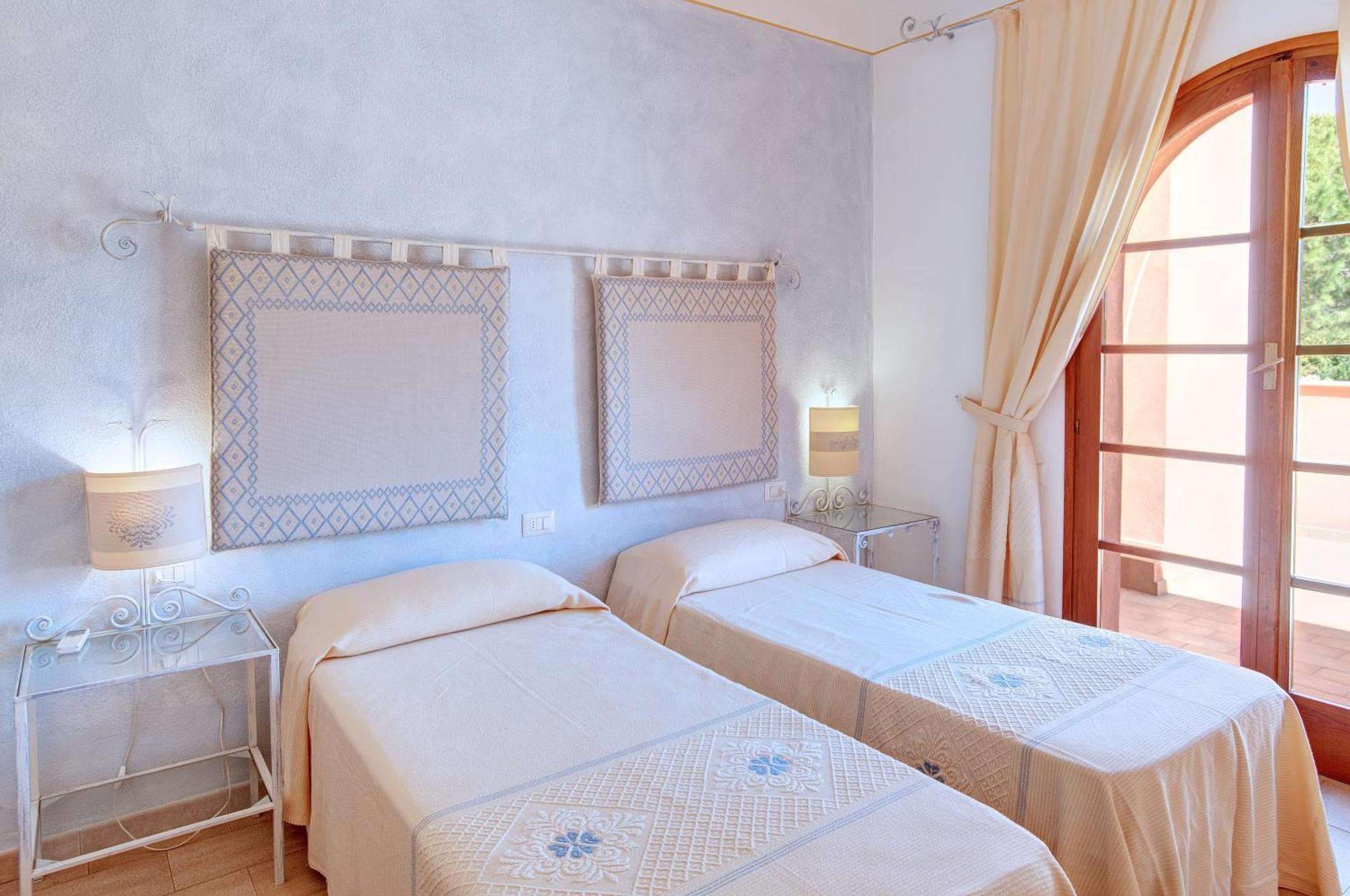 Le Residenze Di Piazza Italia Leilighet Costa Rei Eksteriør bilde